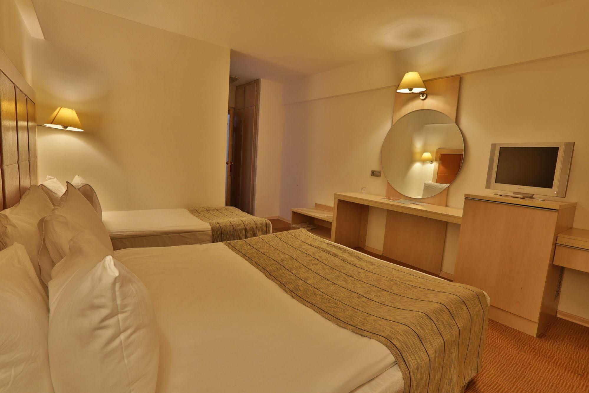 Kaya Greenpark Hotel Karapazar Extérieur photo